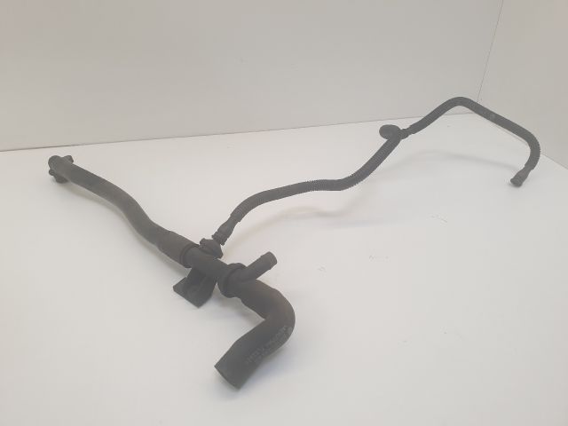 bontott VW GOLF VI Forgattyúsház Szellőző Cső