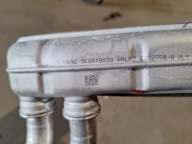 bontott VW GOLF VI Fűtőradiátor