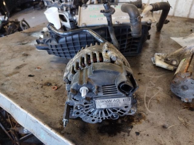 bontott VW GOLF VI Generátor