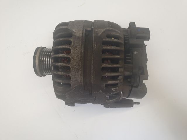 bontott VW GOLF VI Generátor