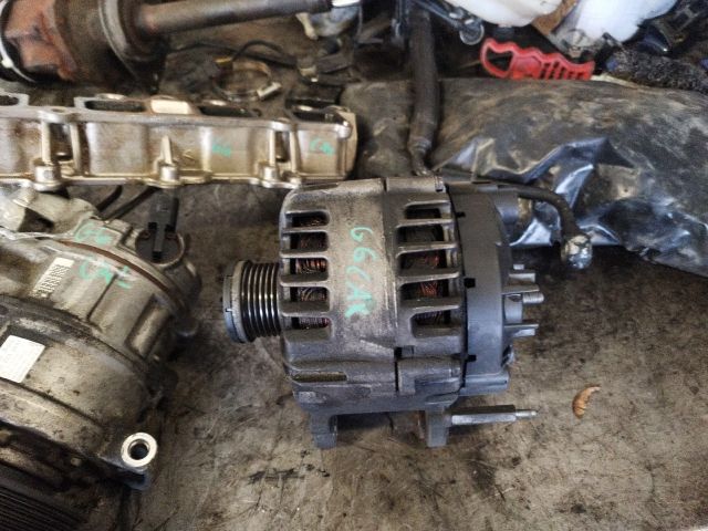 bontott VW GOLF VI Generátor