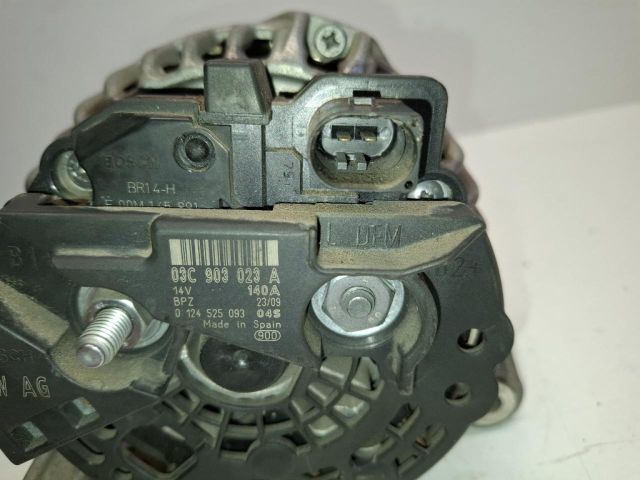 bontott VW GOLF VI Generátor