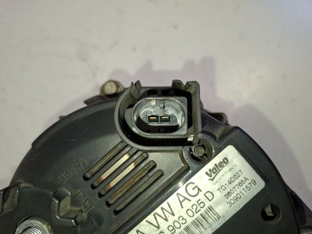 bontott VW GOLF VI Generátor