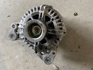 bontott VW GOLF VI Generátor