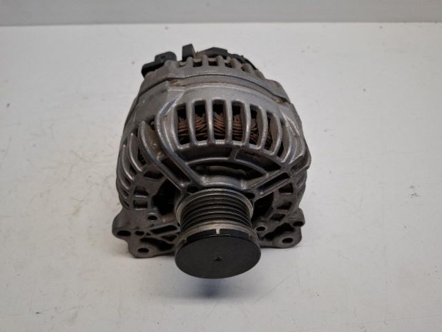 bontott VW GOLF VI Generátor