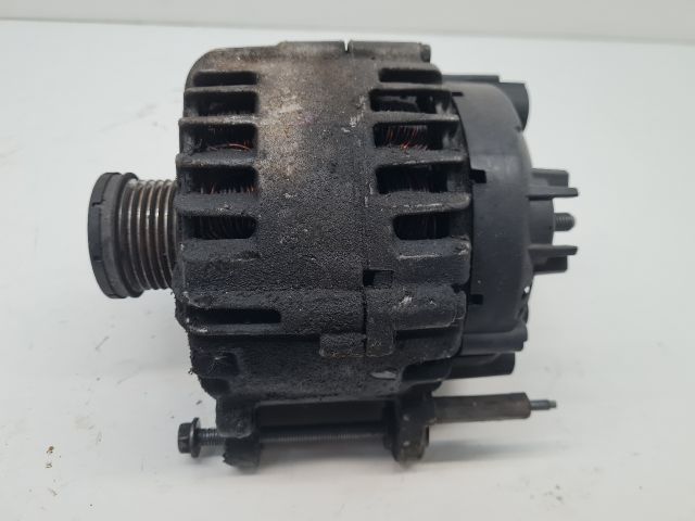 bontott VW GOLF VI Generátor