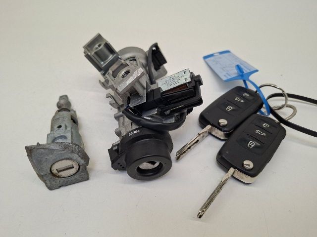 bontott VW GOLF VI Gyújtáskapcsoló Házzal