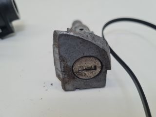 bontott VW GOLF VI Gyújtáskapcsoló Házzal