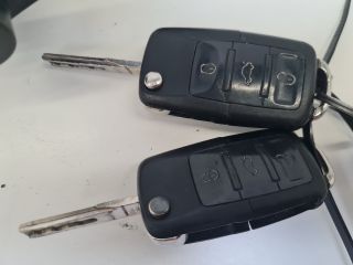 bontott VW GOLF VI Gyújtáskapcsoló Házzal