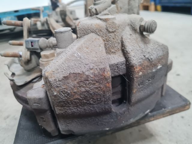 bontott VW GOLF VI Hátsó Pár Fék Szett (Nyereg, Tárcsa, Betét)