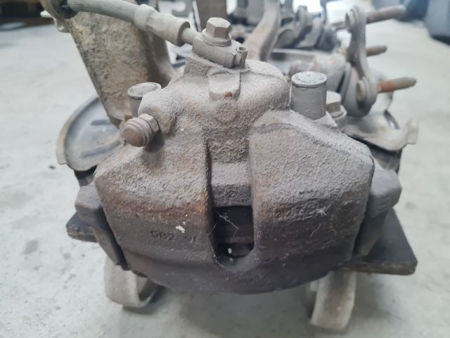 bontott VW GOLF VI Hátsó Pár Fék Szett (Nyereg, Tárcsa, Betét)