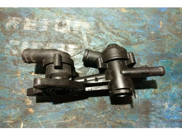 bontott VW GOLF VI Hengerfej Vízkivezető