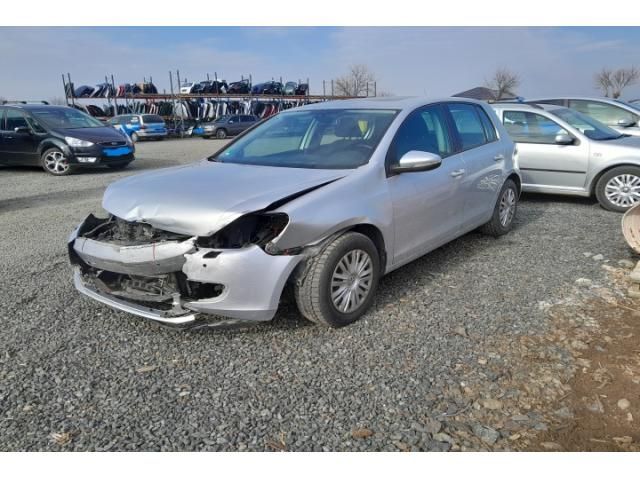 bontott VW GOLF VI Hengerfej Vízkivezető