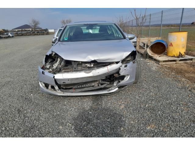 bontott VW GOLF VI Hengerfej Vízkivezető