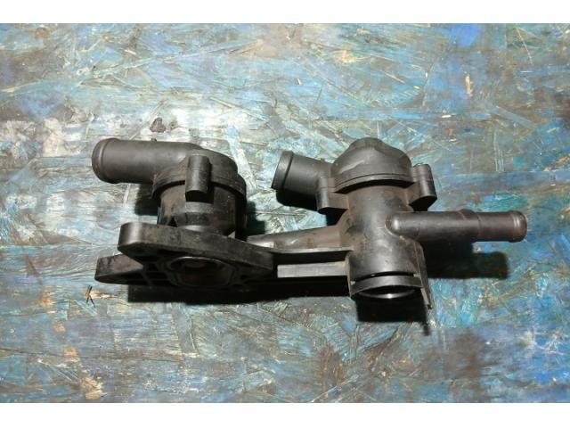 bontott VW GOLF VI Hengerfej Vízkivezető