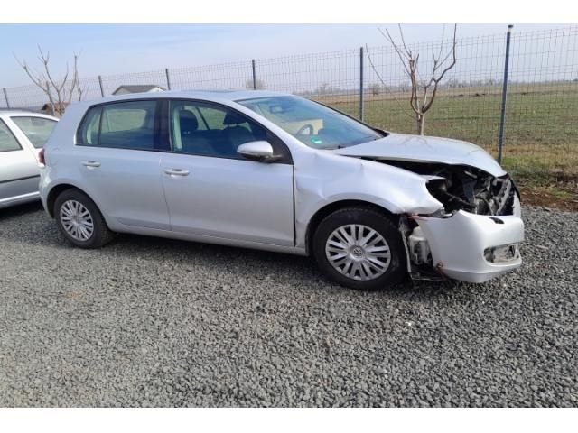 bontott VW GOLF VI Hengerfej Vízkivezető