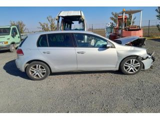 bontott VW GOLF VI Hengerfej Vízkivezető