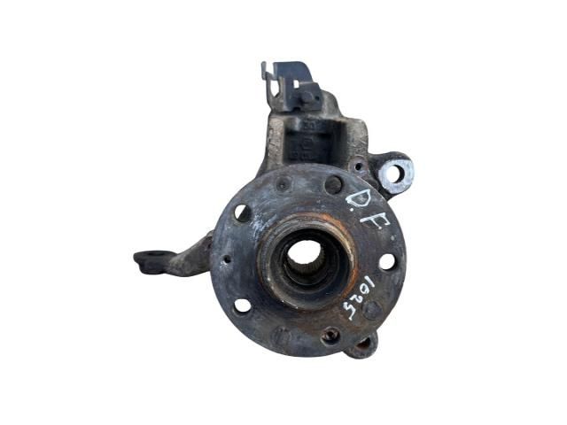 bontott VW GOLF VI Jobb első Csonkállvány Kerékaggyal