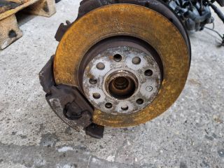 bontott VW GOLF VI Jobb első Csonkállvány Kerékaggyal