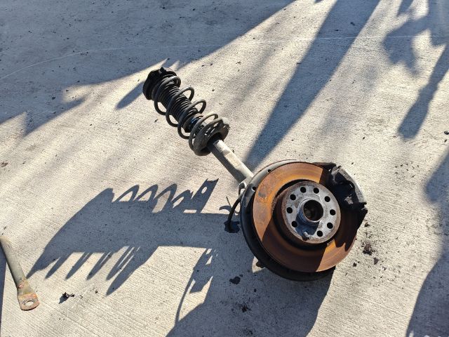 bontott VW GOLF VI Jobb első Gólyaláb (Lengécsillapító, Rugó)