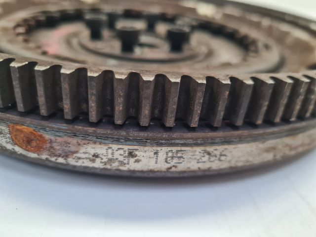 bontott VW GOLF VI Kettős tömegű Lendkerék