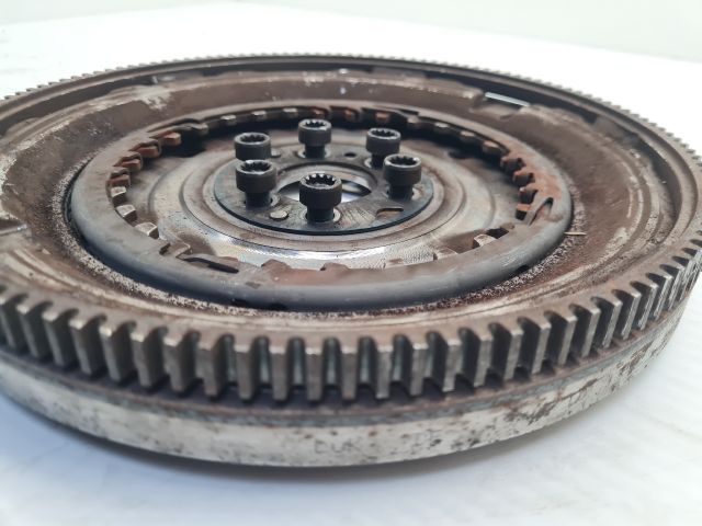 bontott VW GOLF VI Kettős tömegű Lendkerék