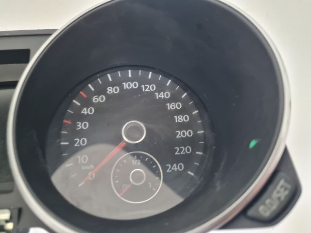 bontott VW GOLF VI Kilométeróra