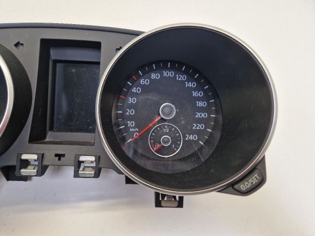 bontott VW GOLF VI Kilométeróra