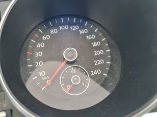 bontott VW GOLF VI Kilométeróra