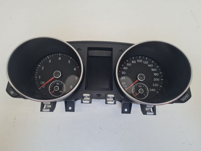 bontott VW GOLF VI Kilométeróra