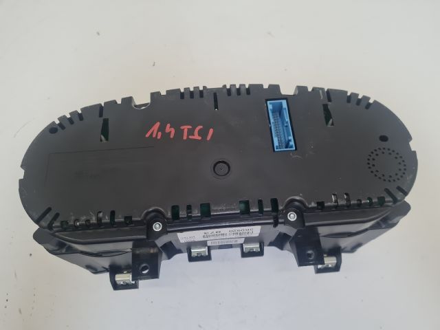 bontott VW GOLF VI Kilométeróra