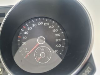 bontott VW GOLF VI Kilométeróra