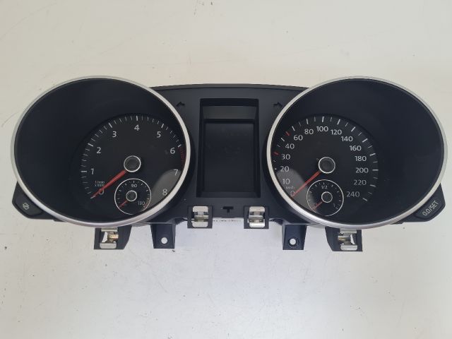 bontott VW GOLF VI Kilométeróra