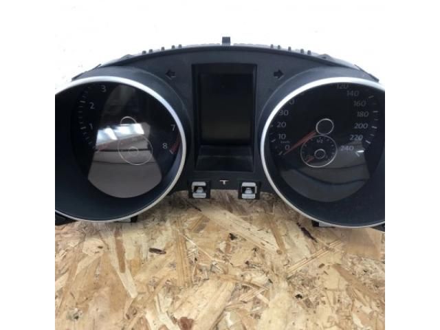 bontott VW GOLF VI Kilométeróra