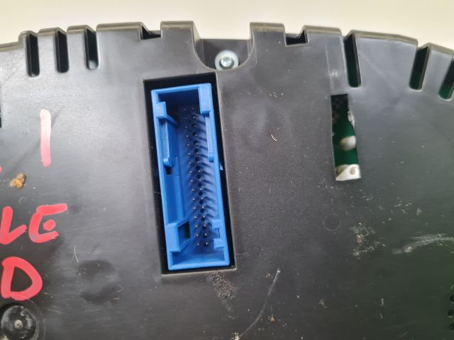 bontott VW GOLF VI Kilométeróra