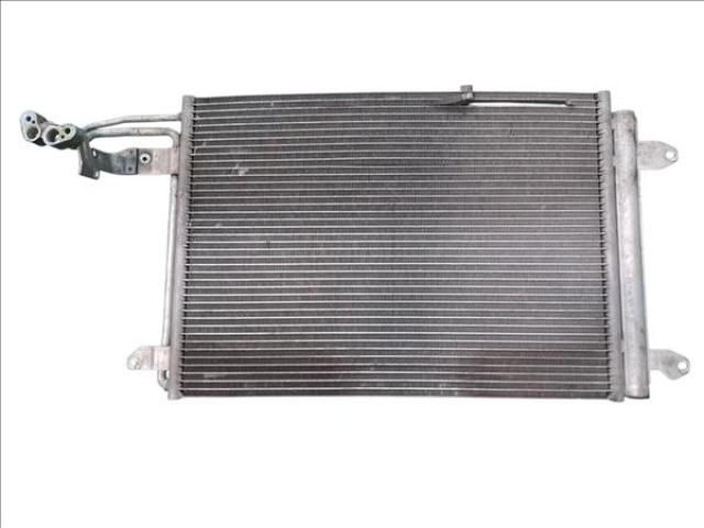 bontott VW GOLF VI Klímahűtő Radiátor