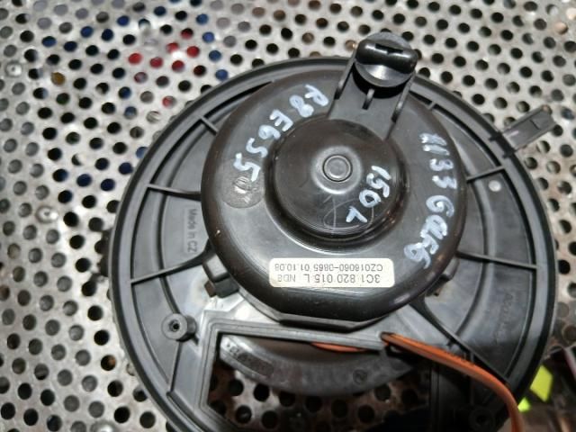 bontott VW GOLF VI Klímahűtő Ventilátor