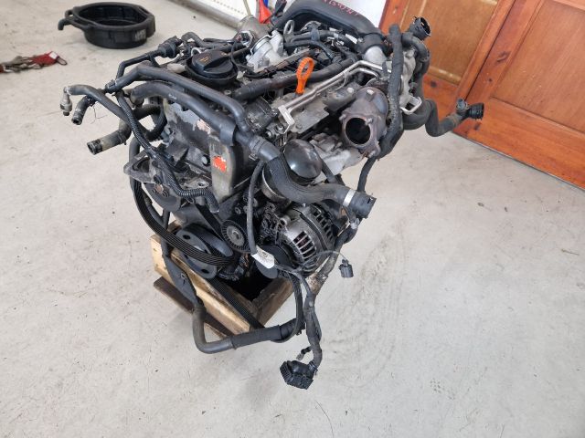 bontott VW GOLF VI Komplett Motor (Segédberendezésekkel)