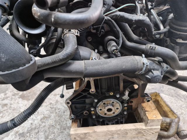 bontott VW GOLF VI Komplett Motor (Segédberendezésekkel)