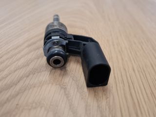 bontott VW GOLF VI Központi Injektor