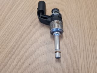 bontott VW GOLF VI Központi Injektor