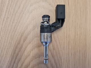 bontott VW GOLF VI Központi Injektor