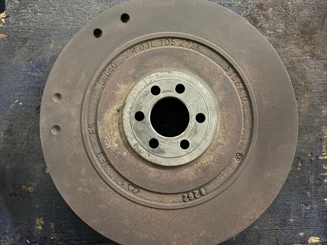 bontott VW GOLF VI Kuplung Szett Lendkerékkel