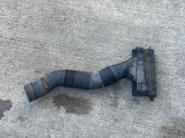 bontott VW GOLF VI Légbeömlő Cső