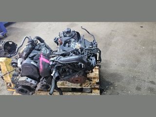 bontott VW GOLF VI Motor (Fűzött blokk hengerfejjel)