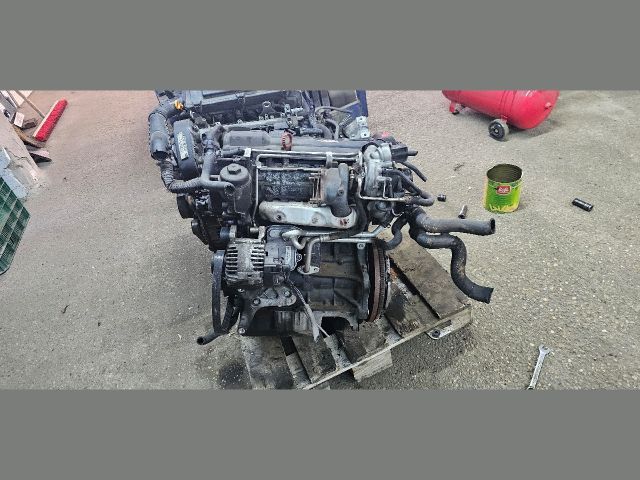 bontott VW GOLF VI Motor (Fűzött blokk hengerfejjel)