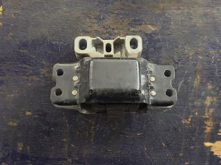 bontott VW GOLF VI Motor Tartó Bak (Pozíciófüggetlen)