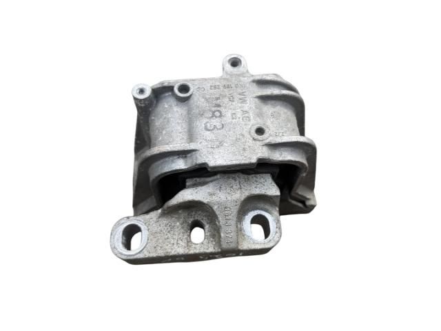 bontott VW GOLF VI Motor Tartó Bak (Pozíciófüggetlen)