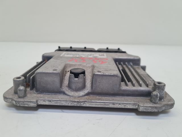 bontott VW GOLF VI Motorvezérlő