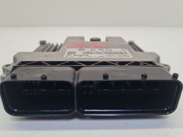 bontott VW GOLF VI Motorvezérlő